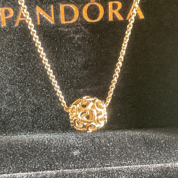 Pandora rose gold necklace ball of hearts - Picture 2 of 5